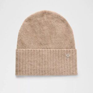 NWT Lululemon Fuzzy Cashmere Beanie Brand New, with tags tan camel 100% CASHMERE